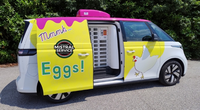 Con l’Egg Van la casetta delle uova diventa mobile